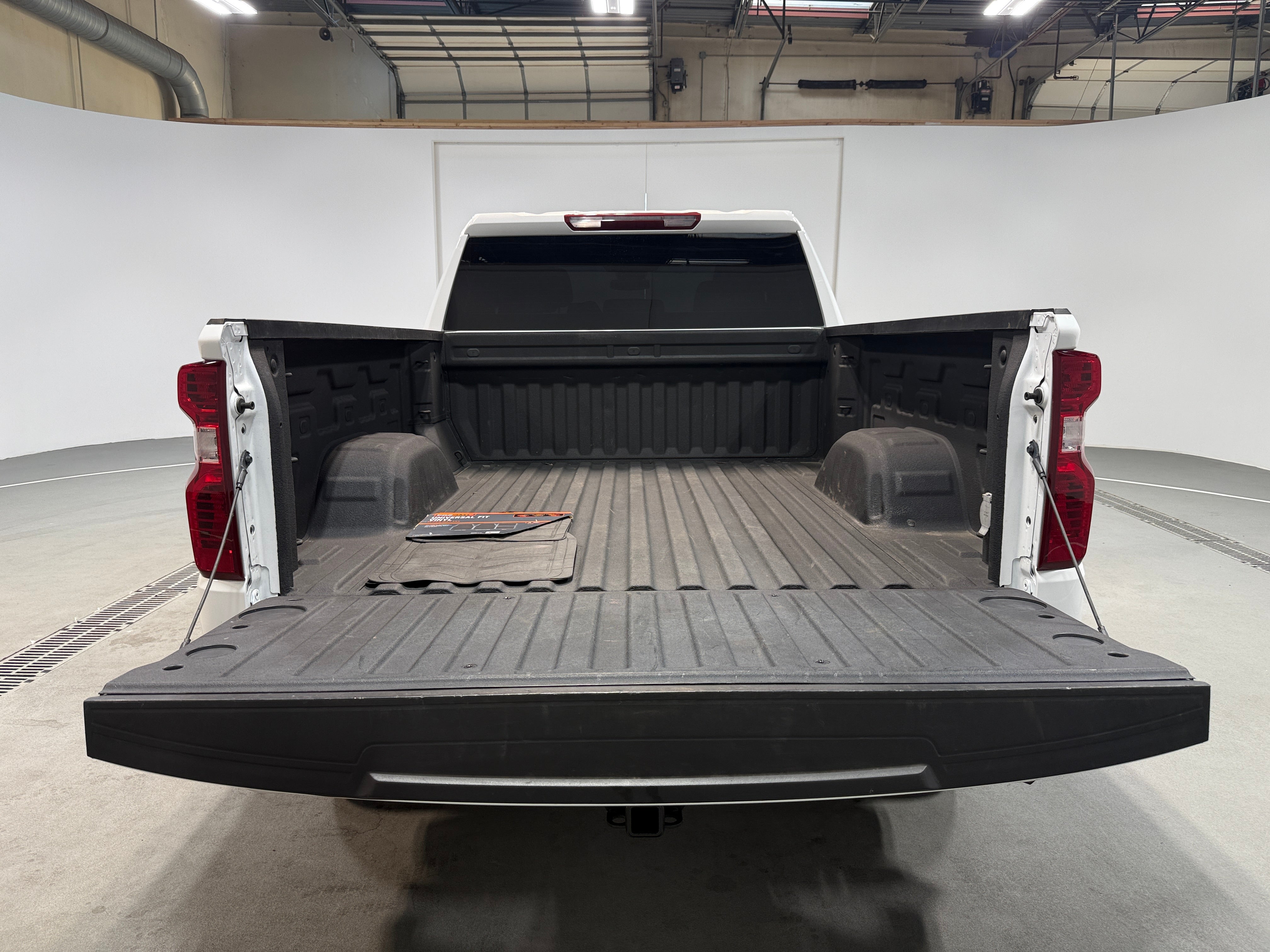 chevrolet silverado 1500 2024 1GCRDBEK2RZ379819 image chevrolet silverado 1500 2024 1GCRDBEK2RZ379819 image